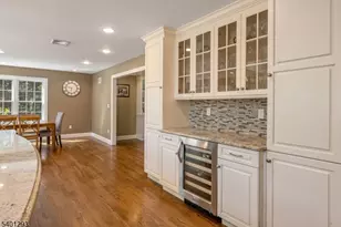 525 Pines Lake Dr, Wayne, NJ 07470 - Photo 17