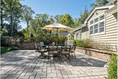 525 Pines Lake Dr, Wayne, NJ 07470 - Photo 37