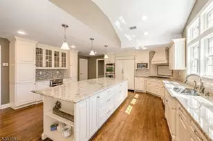 525 Pines Lake Dr, Wayne, NJ 07470 - Photo 15