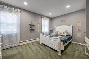 525 Pines Lake Dr, Wayne, NJ 07470 - Photo 27