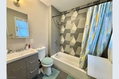 219 Peshine Ave, Newark, NJ 07108 - Photo 9