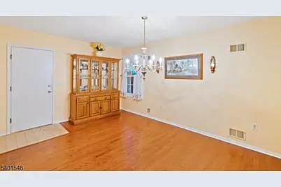 71 Dukes Rd, Rahway, NJ 07065 - Photo 11