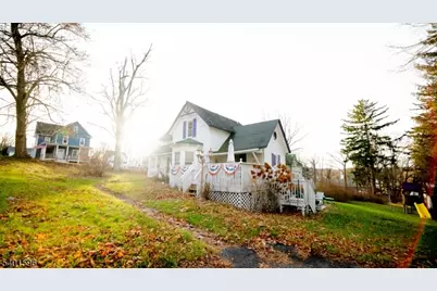 21 Edison Ave, Ogdensburg, NJ 07439 - Photo 19