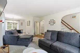 95 Hillside Dr, North Haledon, NJ 07508 - Photo 3
