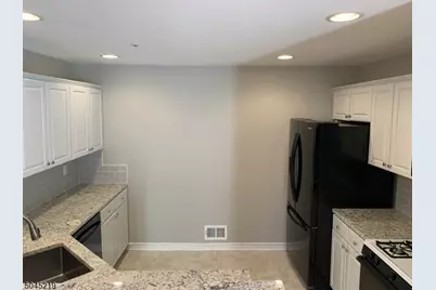 13 Potomac Dr Ondo #13, Bernards Township, NJ 07920 - Photo 3