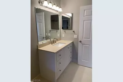 13 Potomac Dr Ondo #13, Bernards Township, NJ 07920 - Photo 5