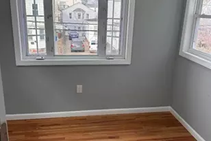 22 Knickerbocker Ave, Paterson, NJ 07503 - Photo 5