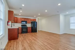 87A N 18th St, East Orange, NJ 07017 - Photo 5