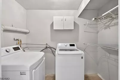 569 Scotland Rd, Union Township, NJ 07083 - Photo 25