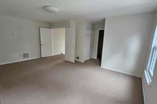 1709 Woodbridge Commons Way, Woodbridge Township, NJ 08830 - Photo 11