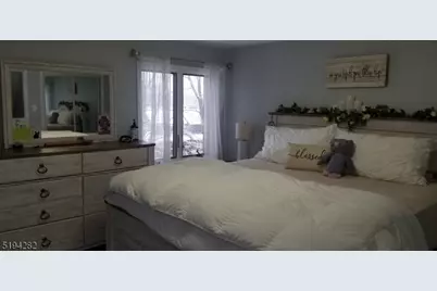 6 Village Way, Vernon Twp., NJ 07462 - Photo 5