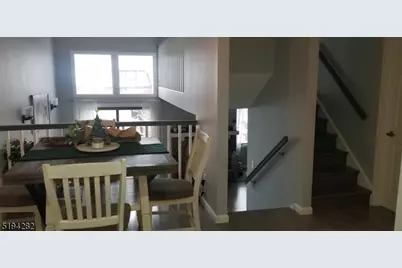 6 Village Way, Vernon Twp., NJ 07462 - Photo 3