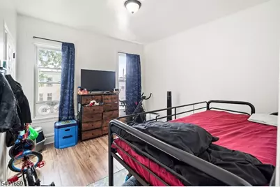 152 Chadwick Ave, Newark, NJ 07108 - Photo 9