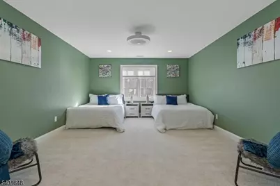 240 Oak Grove Rd, Franklin Township, NJ 08867 - Photo 23