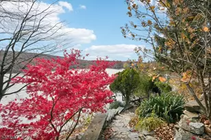 197 Point Breeze Dr, West Milford, NJ 07421 - Photo 35