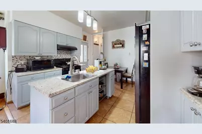 167 Valley Brook Ave, Lyndhurst Township, NJ 07071 - Photo 17