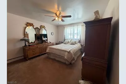 21 Pilgrim Ct, Bloomfield, NJ 07003 - Photo 7