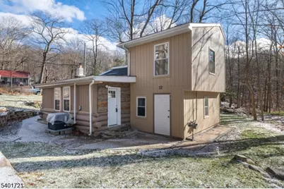 32 E Park Dr, West Milford, NJ 07480 - Photo 1