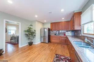 21 Phoenix Ave, Morristown, NJ 07960 - Photo 3