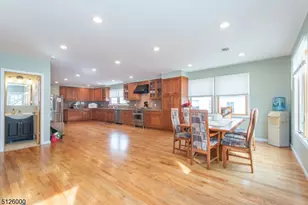 21 Phoenix Ave, Morristown, NJ 07960 - Photo 5