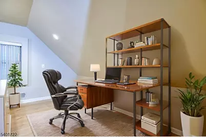 943 Drake Ave, Roselle, NJ 07203 - Photo 23