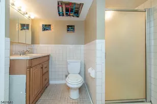 18 Van Rensselear St, Belleville, NJ 07109 - Photo 13