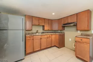 18 Van Rensselear St, Belleville, NJ 07109 - Photo 7