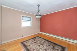 18 Van Rensselear St, Belleville, NJ 07109 - Photo 9