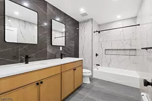 556 Main St, Orange, NJ 07050 - Photo 7