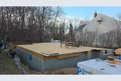 263 Lake Shore Dr, Parsippany, NJ 07034 - Photo 3