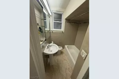 751 E 25th St #2, Paterson, NJ 07504 - Photo 7