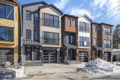 11 Voorhees St, Newark, NJ 07108 - Photo 3