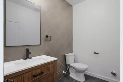 11 Voorhees St, Newark, NJ 07108 - Photo 23