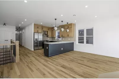 11 Voorhees St, Newark, NJ 07108 - Photo 35