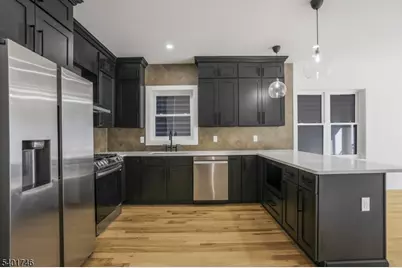 11 Voorhees St, Newark, NJ 07108 - Photo 11