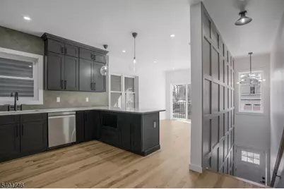 11 Voorhees St, Newark, NJ 07108 - Photo 19