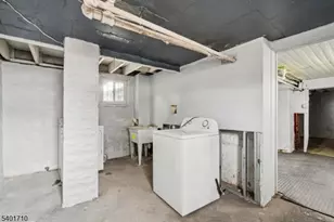 366 Oswald Pl, Union Township, NJ 07088 - Photo 21