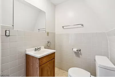 366 Oswald Pl, Union Township, NJ 07088 - Photo 23