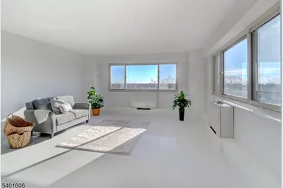 377 S Harrison St #8L, East Orange, NJ 07018 - Photo 3