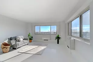 377 S Harrison St, East Orange, NJ 07018 - Photo 3