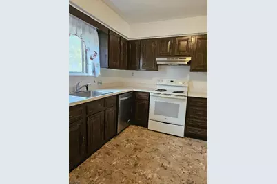 2505 Balmoral Ct, Hillsborough Township, NJ 08844 - Photo 3