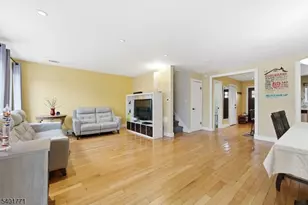 10 Coventry Ct, Old Bridge Township, NJ 07747 - Photo 5