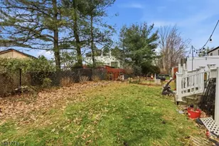 10 Coventry Ct, Old Bridge Township, NJ 07747 - Photo 23