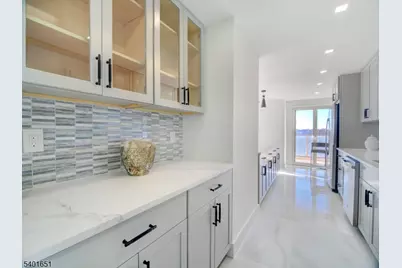 377 S Harrison St #9L, East Orange, NJ 07018 - Photo 3