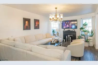 19 Crystal Ln #19, Paterson, NJ 07501 - Photo 9