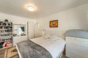 19 Crystal Ln, Paterson, NJ 07501 - Photo 15