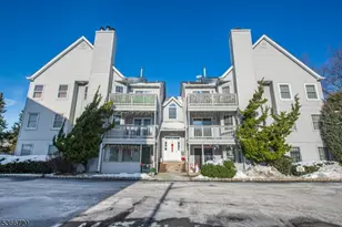 19 Crystal Ln, Paterson, NJ 07501 - Photo 1