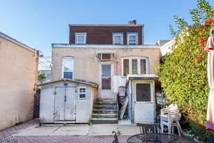 606 59th St, West New York, NJ 07093 - Photo 17