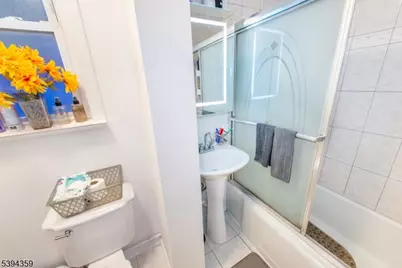 606 59th St, West New York, NJ 07093 - Photo 5