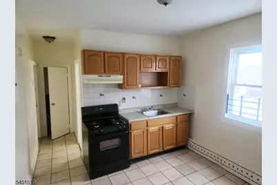 343 Market St #3R, Paterson, NJ 07501 - Photo 3